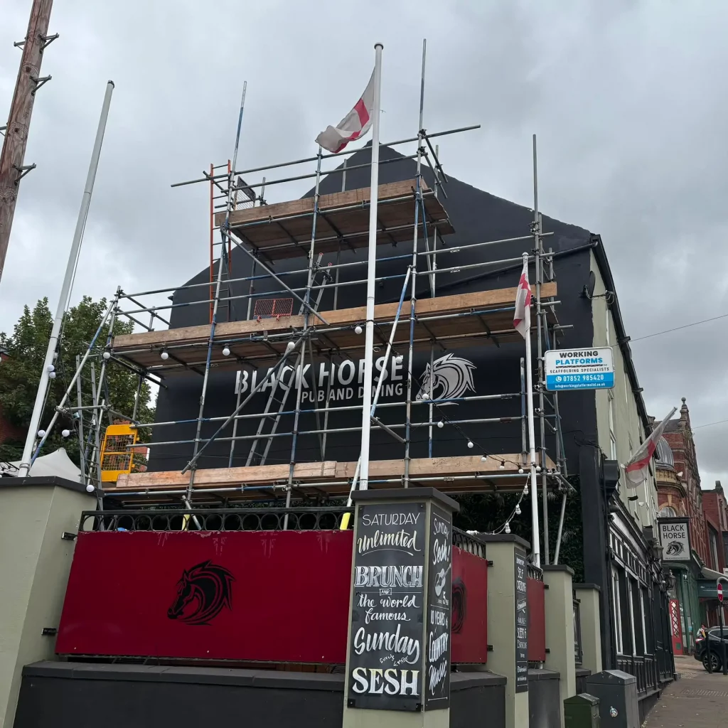 Black Horse Pub, Wakefield – Mural Republic & Coca-Cola
